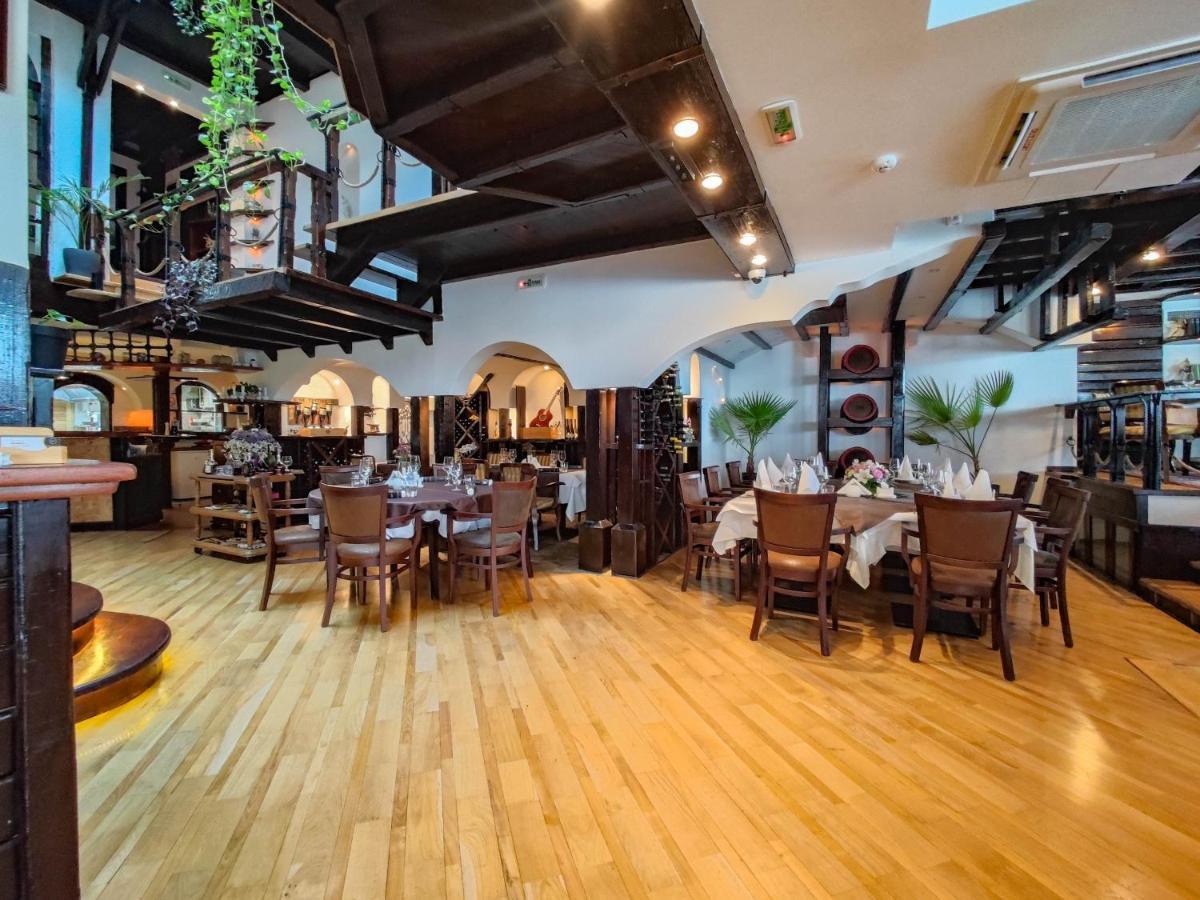 Bahus Inn Белград Экстерьер фото